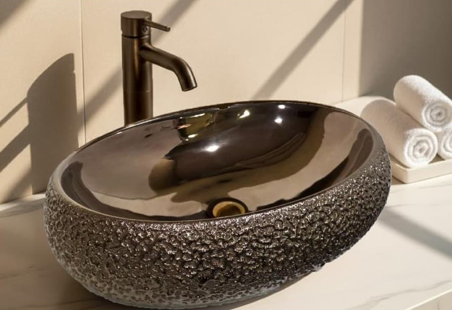Designer Wash Basin | Table Top | Size: 600x400x150mm | Finish: PVD — image 1